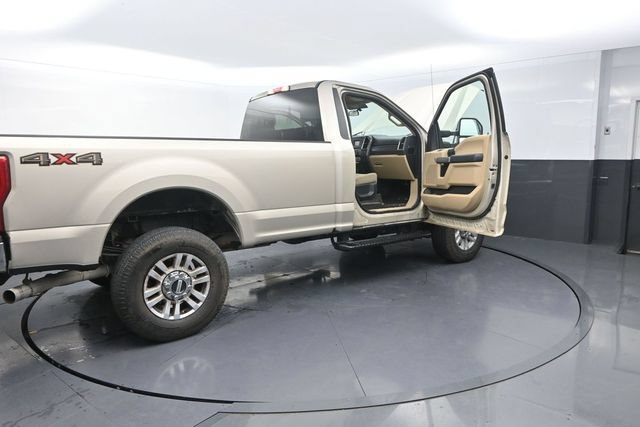Used 2017 Ford F250 XLT w/ XLT Value Package AWD/4WD image 41
