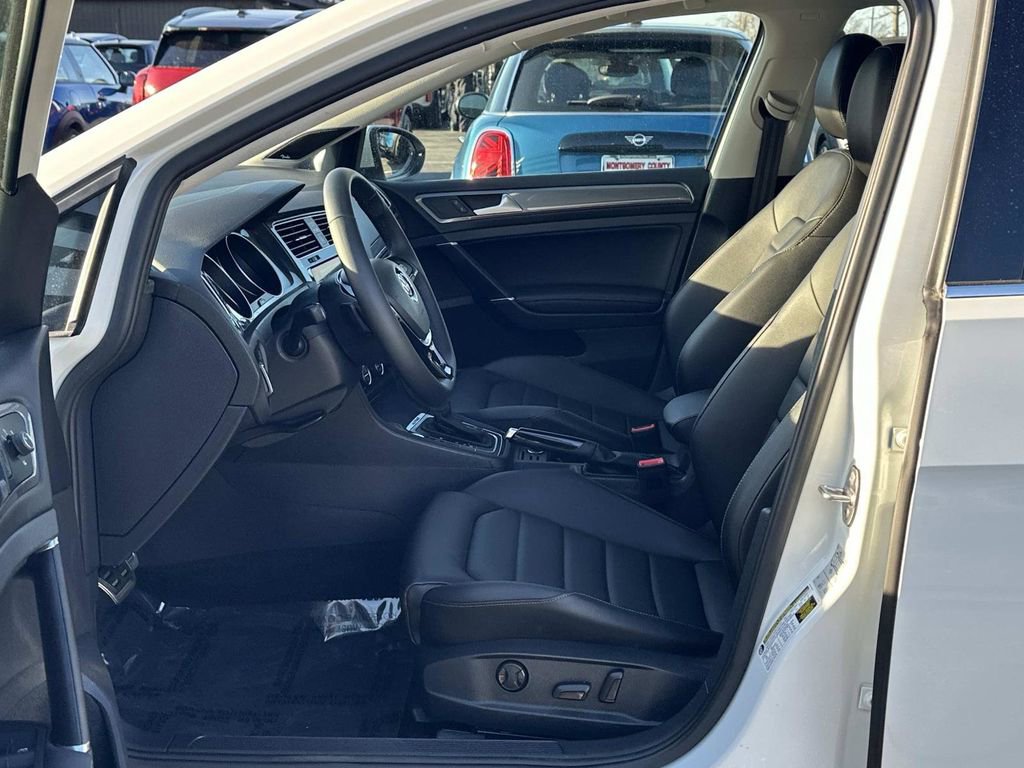 Used 2019 Volkswagen Golf Alltrack SEL image 24