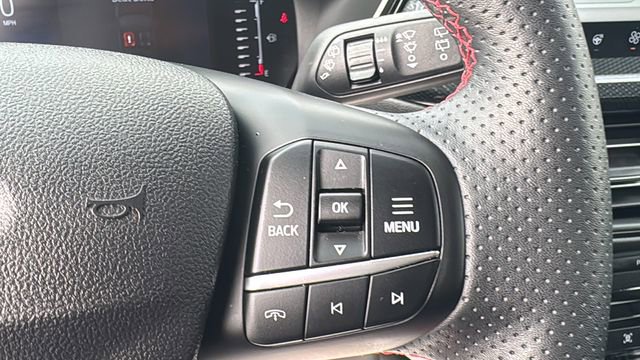 Certified 2024 Ford Escape ST-Line w/ Tech Pack #1 image 21