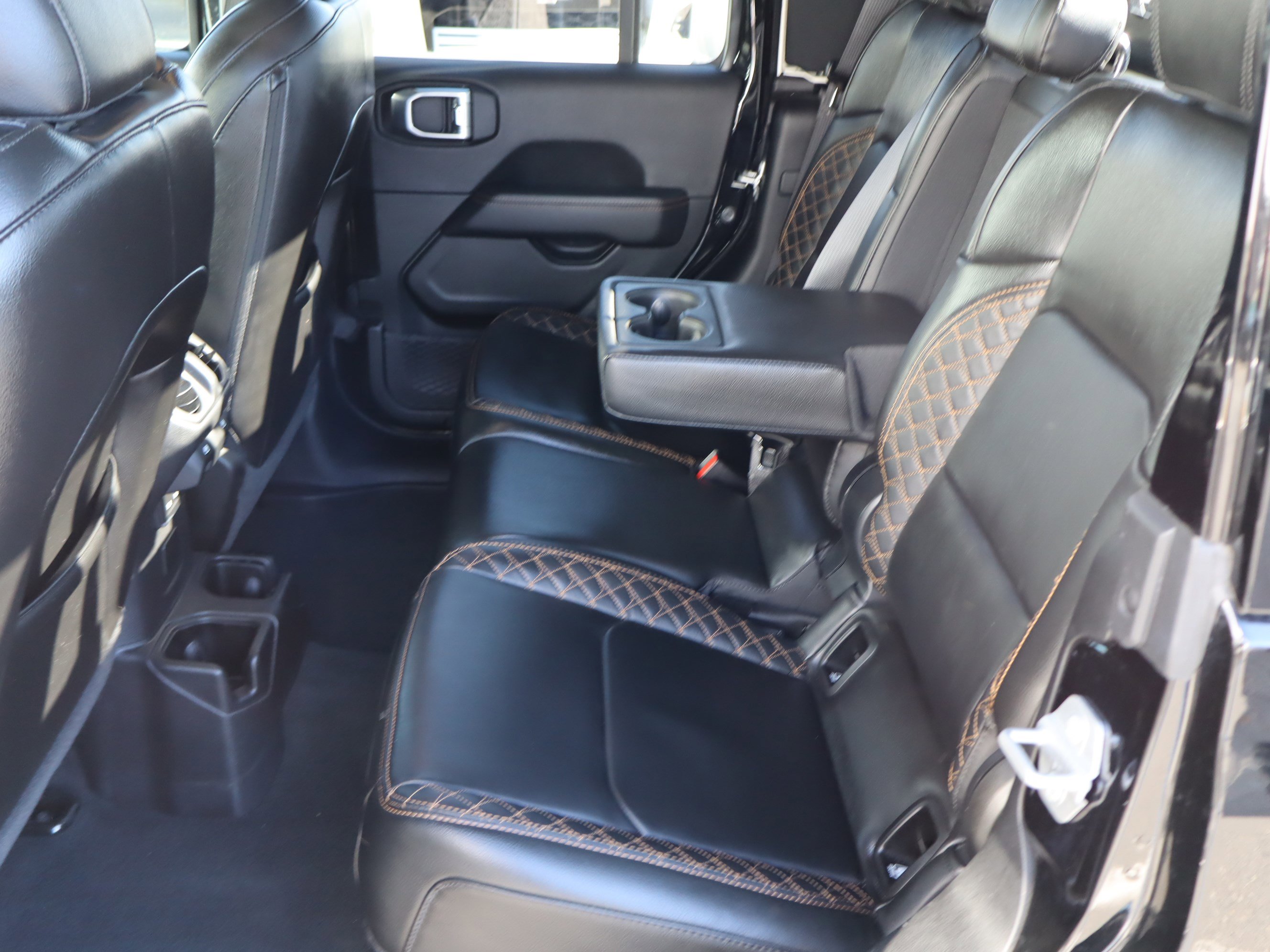 Used 2022 Jeep Gladiator Overland image 34