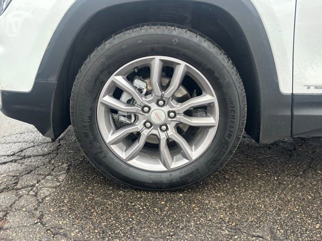 Certified 2023 GMC Terrain SLT w/ Infotainment Package II image 10