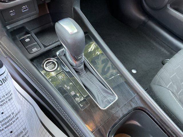 Used 2022 Nissan Kicks SV w/ Interior Electronics Package FWD image 22