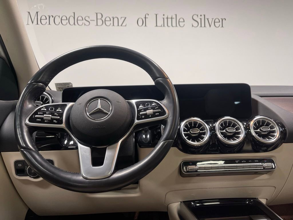 Used 2022 Mercedes-Benz GLA 250 4MATIC image 31