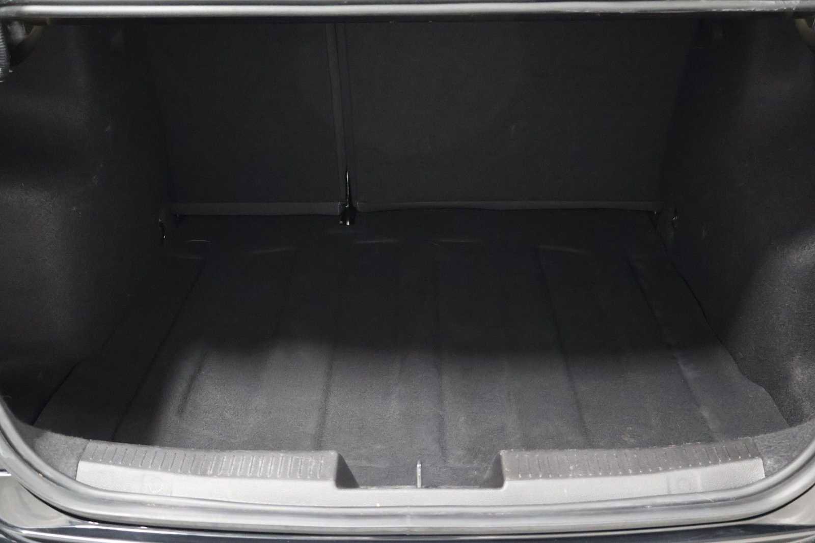 Used 2016 Chevrolet Sonic LTZ FWD image 36