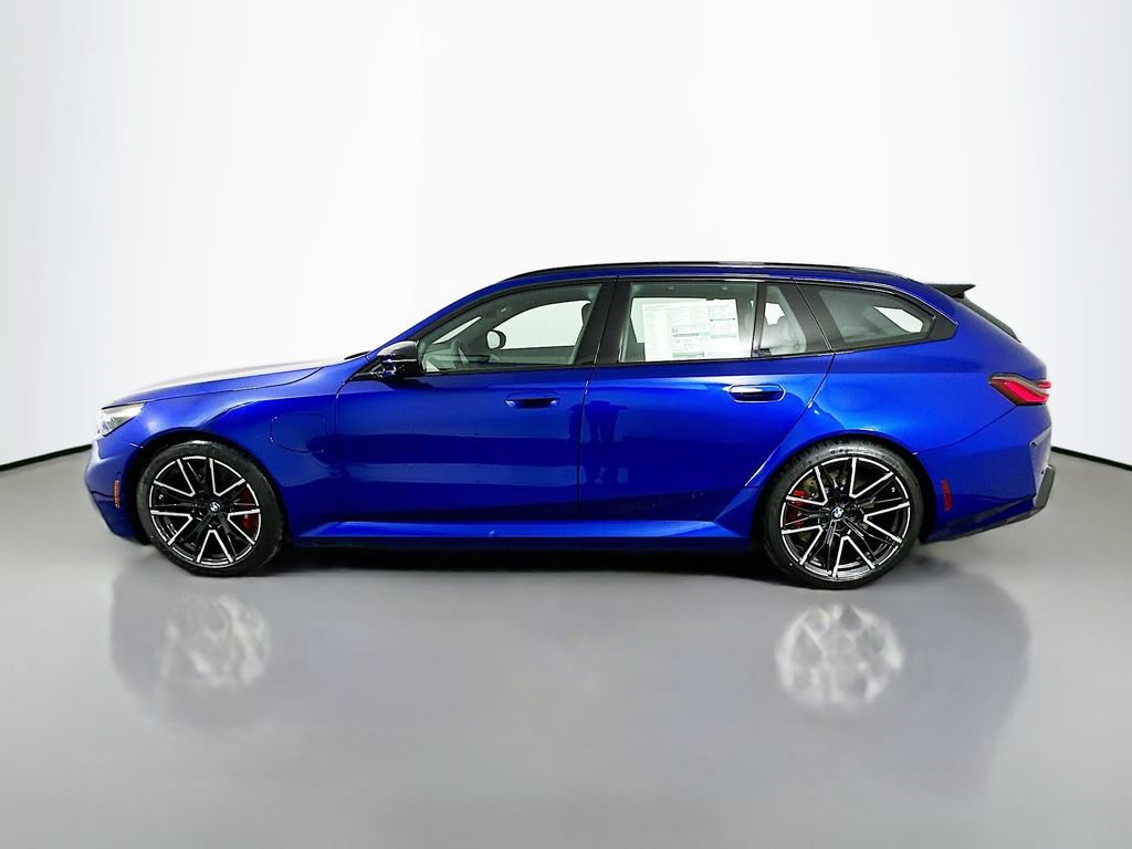 New 2027 BMW M5 Touring AWD/4WD image 8