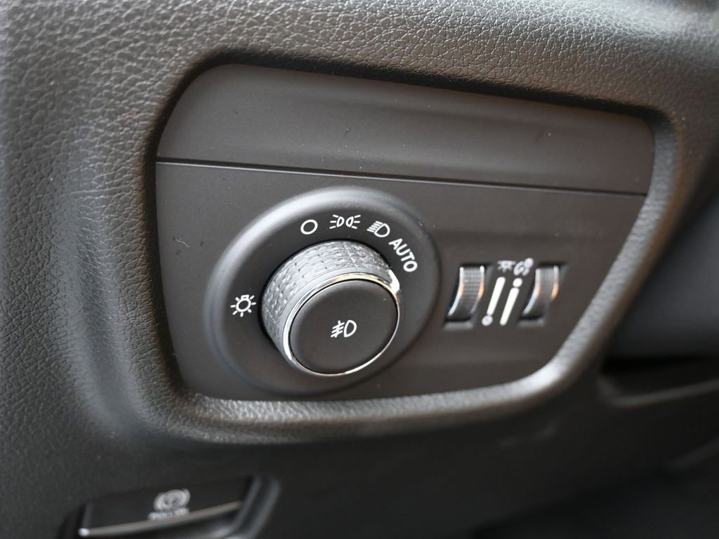 Used 2022 Jeep Grand Cherokee Summit image 15