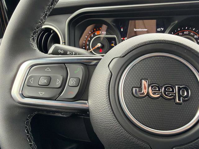 New 2025 Jeep Wrangler Unlimited Sahara image 13
