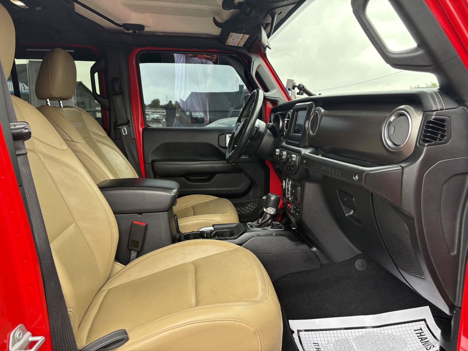 Used 2018 Jeep Wrangler Unlimited Rubicon AWD/4WD image 27