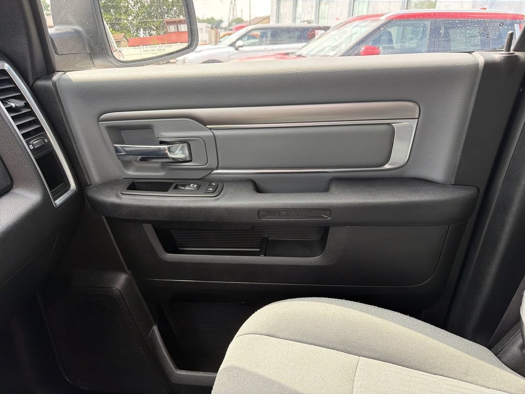 Used 2023 RAM 1500 Classic SLT w/ Electronics Group AWD/4WD image 25