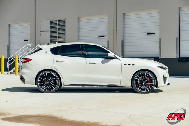 Used 2019 Maserati Levante Trofeo AWD/4WD image 12