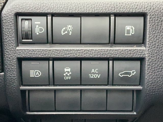Used 2025 Toyota 4Runner Limited AWD/4WD image 36