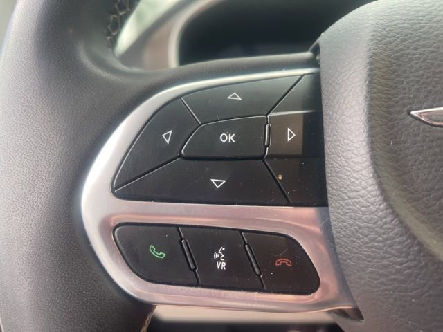 Used 2023 Chrysler Voyager LX image 22