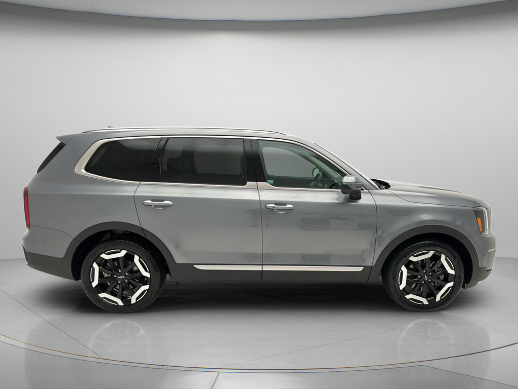 Used 2025 Kia Telluride S AWD/4WD image 4