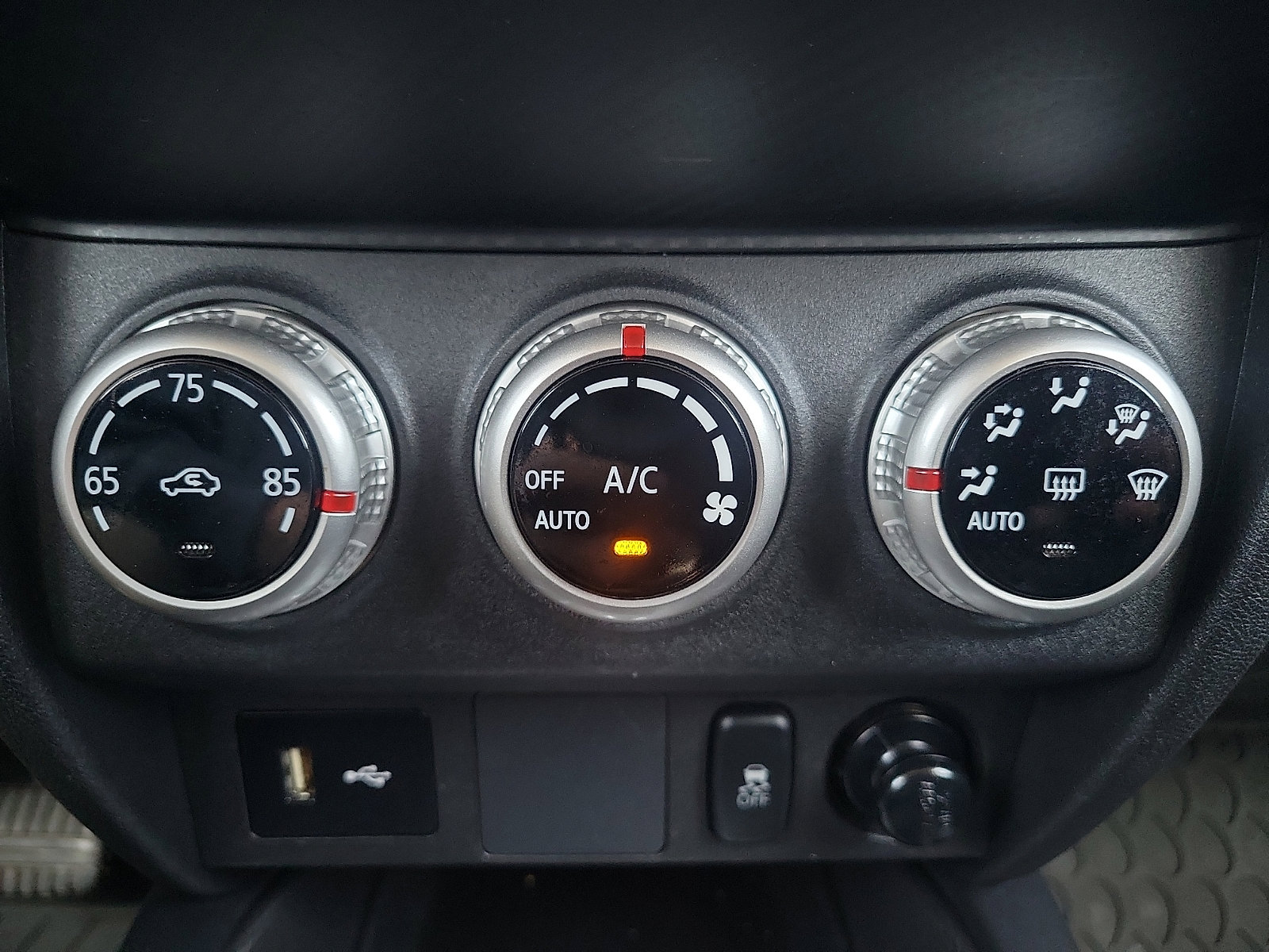 Used 2024 Mitsubishi Outlander Sport ES image 15