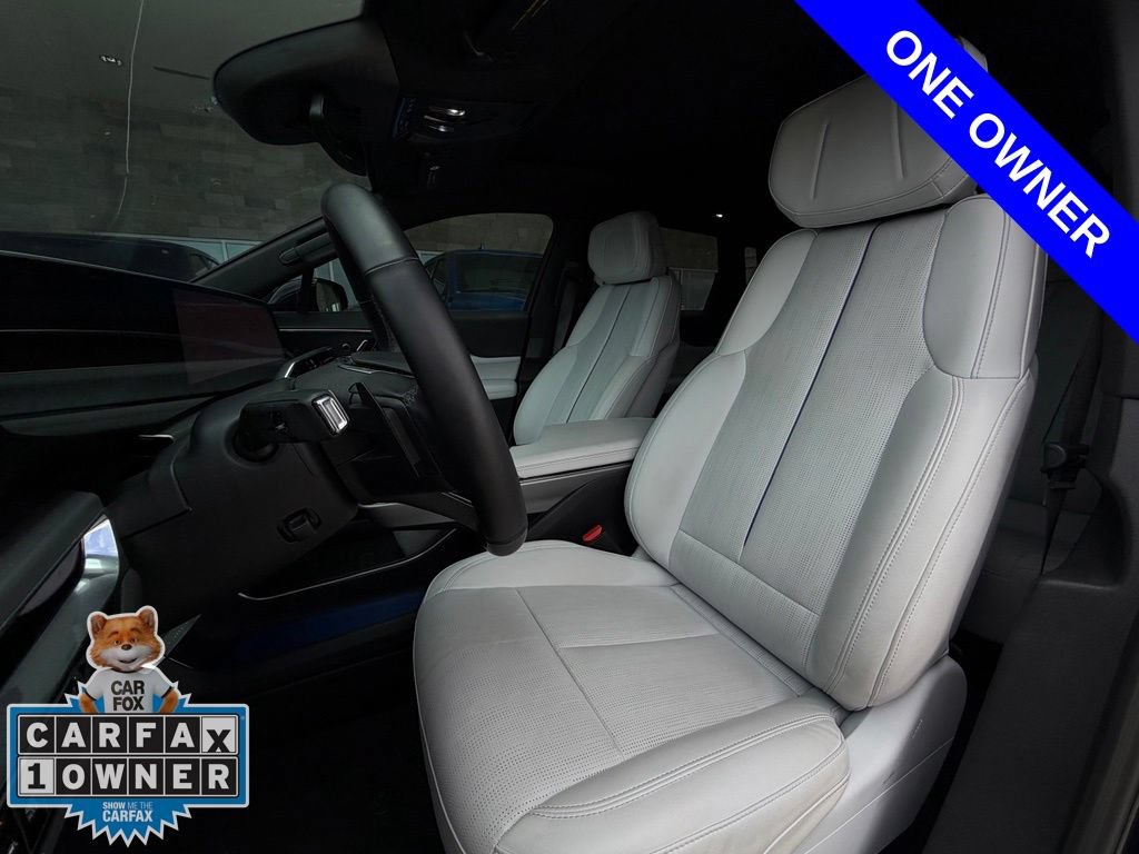 Used 2024 Cadillac Lyriq Luxury RWD image 7