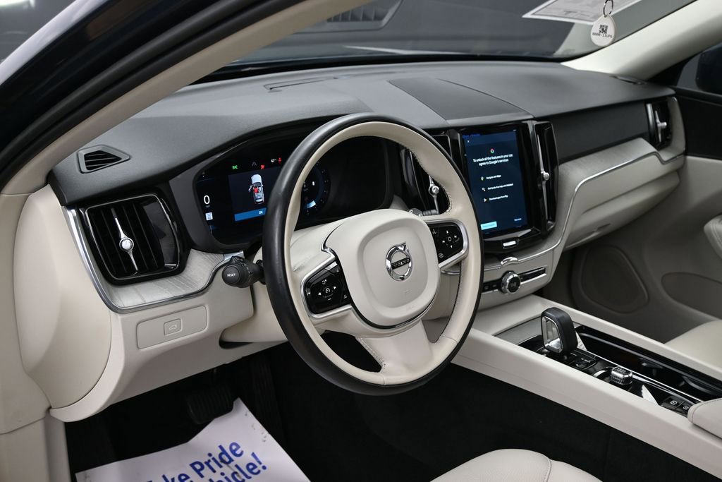 Used 2023 Volvo XC60 B5 Plus w/ Protection Package Premier image 18