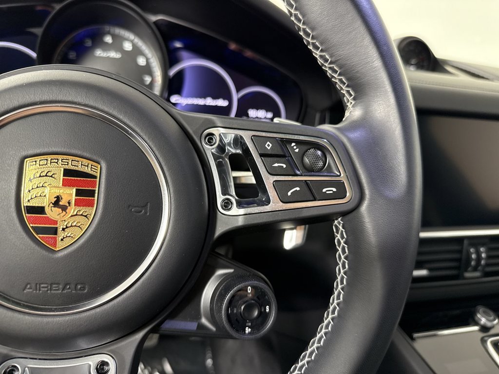 Certified 2023 Porsche Cayenne Turbo AWD/4WD image 38