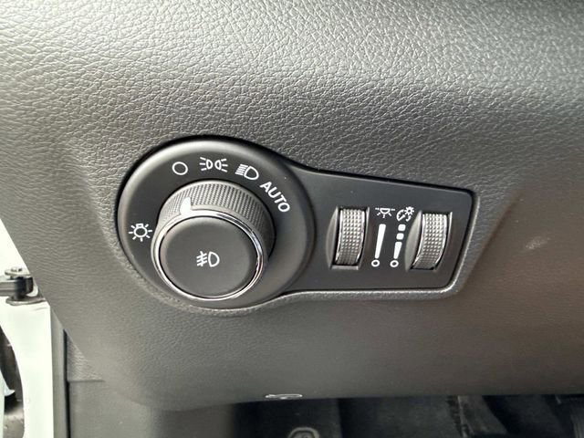 New 2026 Jeep Compass Latitude image 30