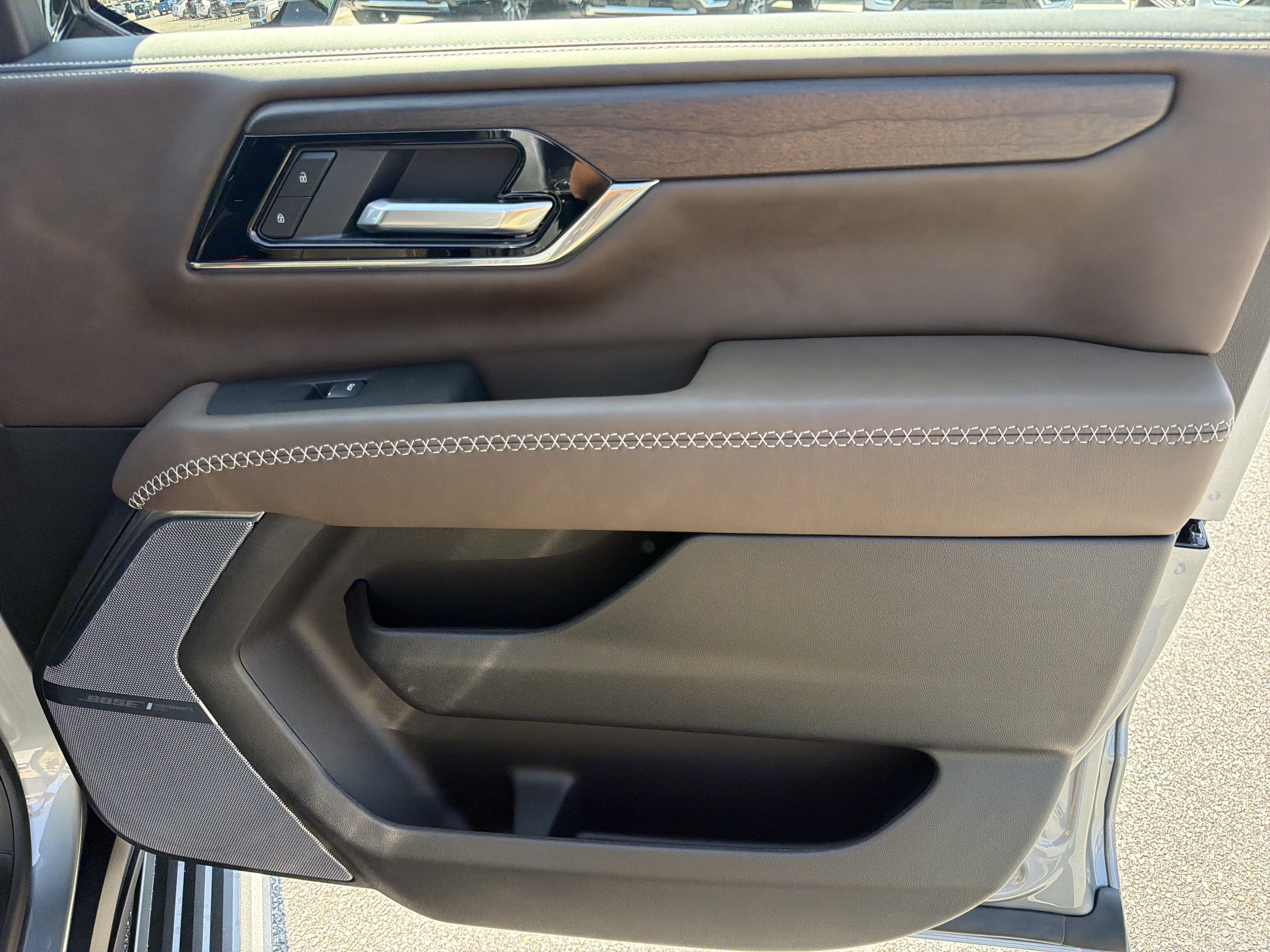 New 2026 GMC Yukon XL Denali Ultimate AWD/4WD image 15