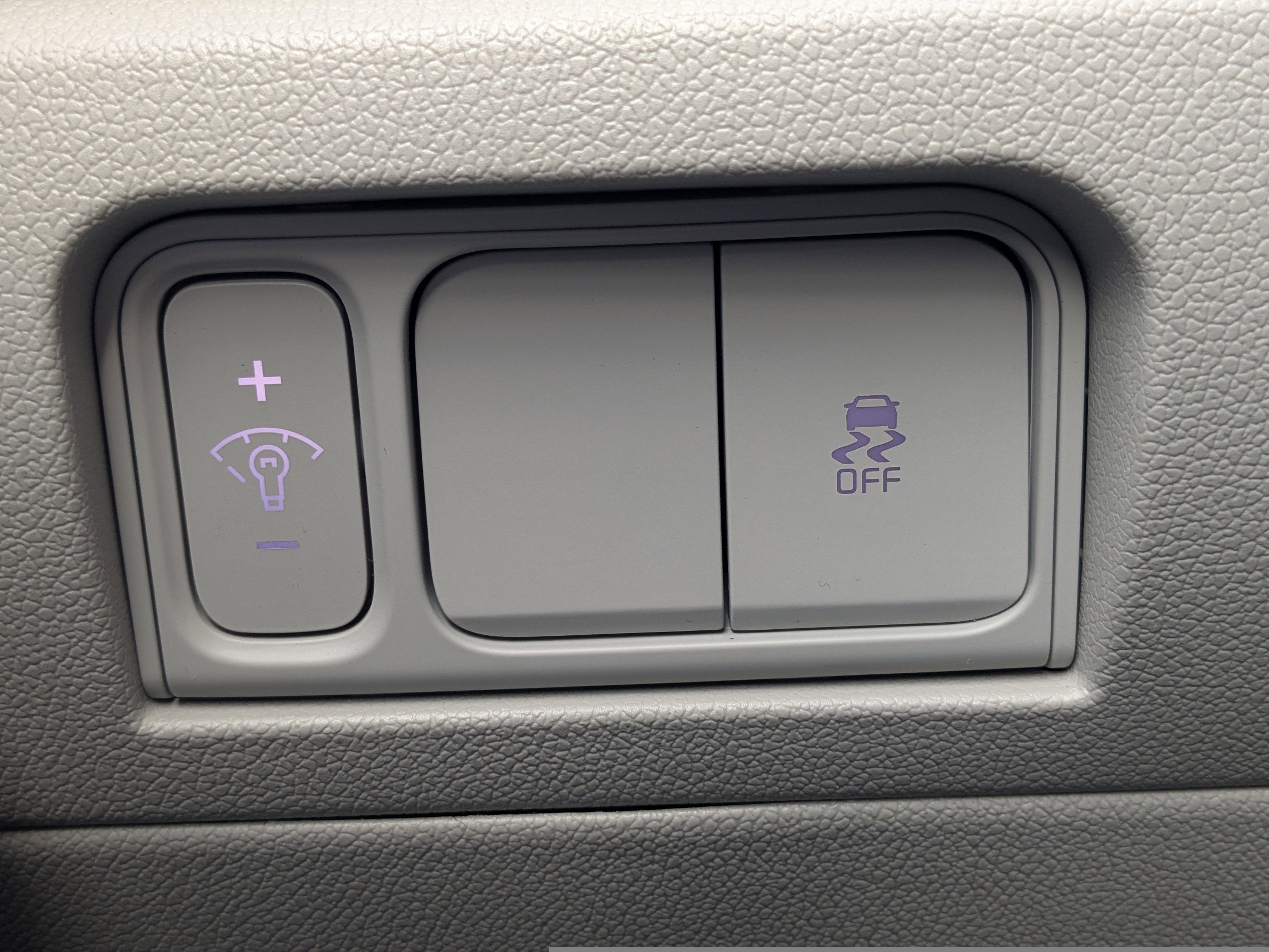 Certified 2025 Kia Sorento S w/ Panoramic Sunroof Package image 41