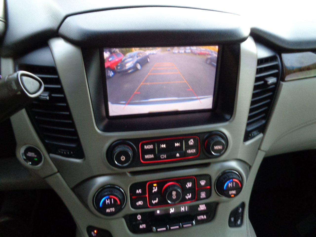 Used 2015 GMC Yukon Denali w/ Touring Package image 27