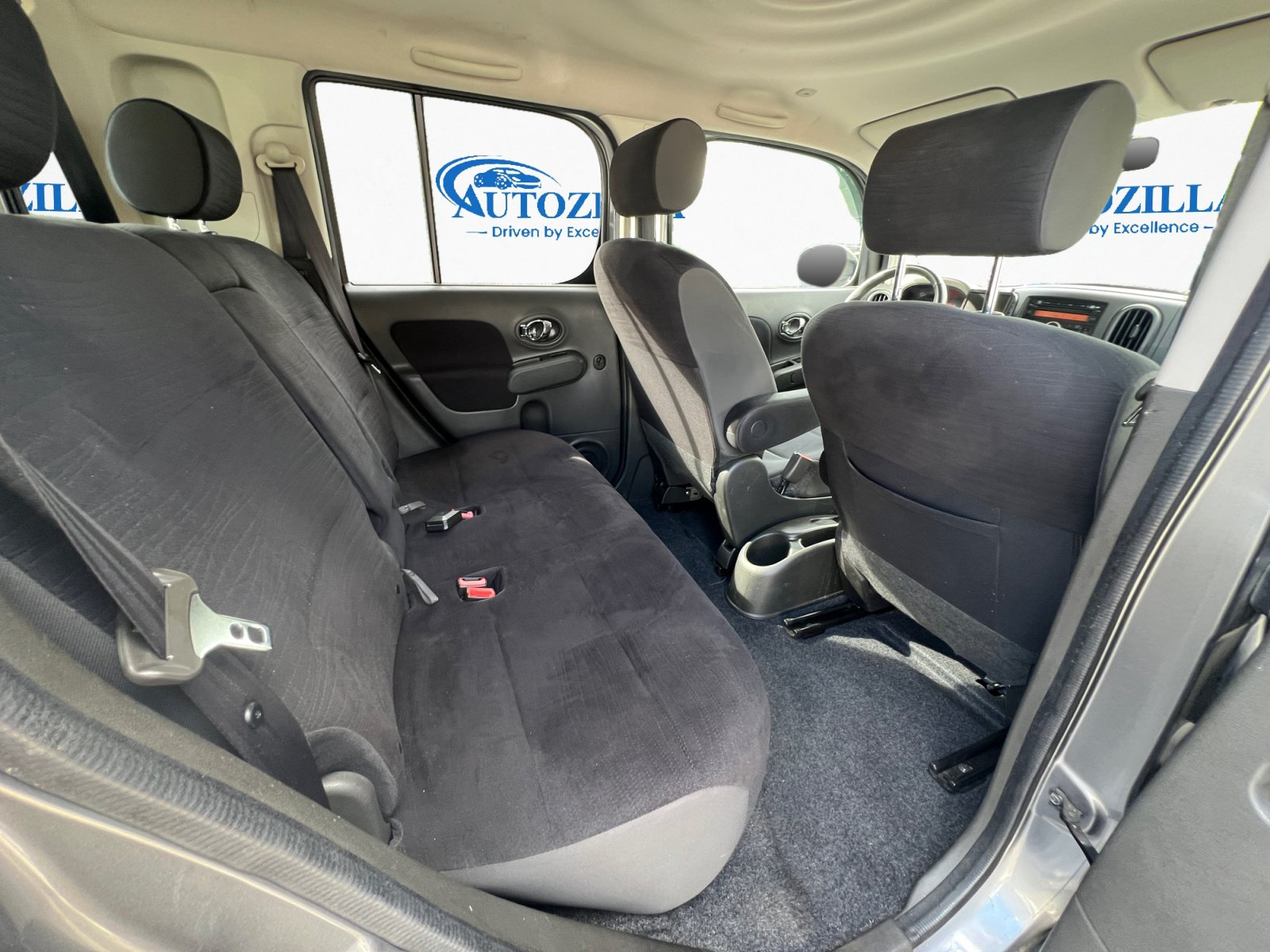 Used 2014 Nissan Cube 1.8 S w/ Interior Designer Package FWD image 12