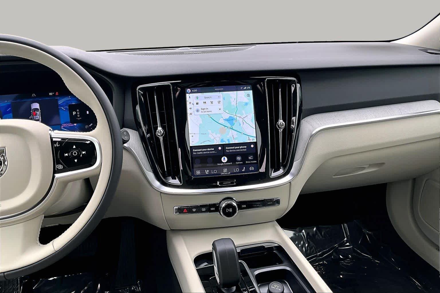 New 2026 Volvo V60 B5 Cross Country Plus w/ Climate Package AWD/4WD image 8