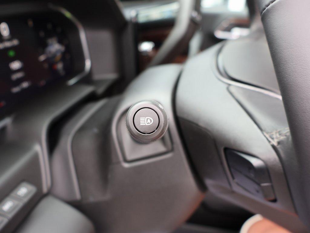 New 2026 GMC Sierra 3500 Denali Ultimate image 14