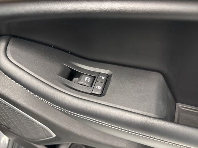 Used 2023 Jeep Grand Cherokee 4WD 4xe image 28