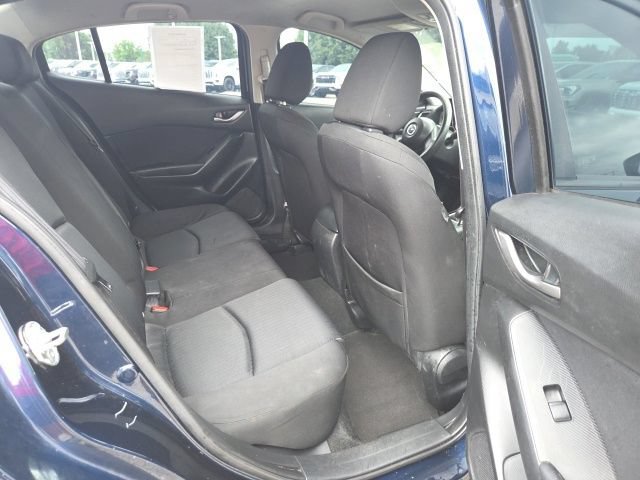 Used 2015 MAZDA MAZDA3 i SV FWD image 48