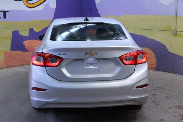 Used 2017 Chevrolet Cruze LS image 7