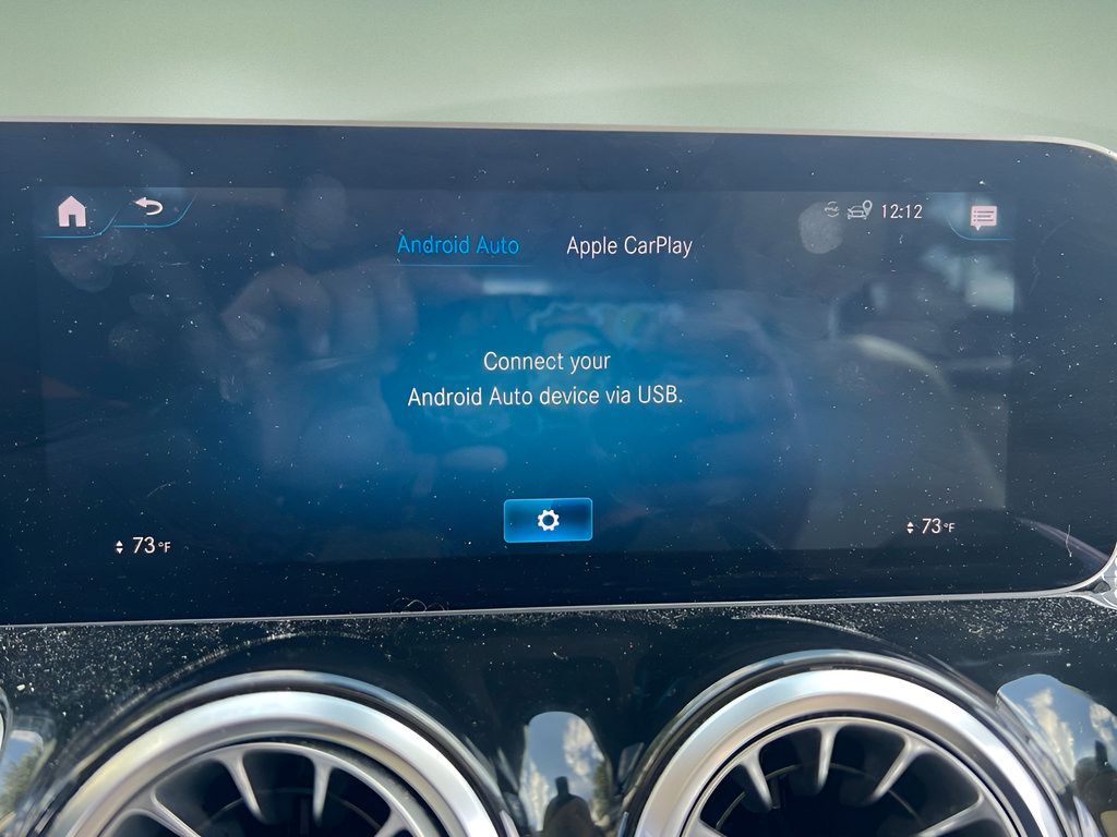 Used 2021 Mercedes-Benz GLB 250 4MATIC image 25