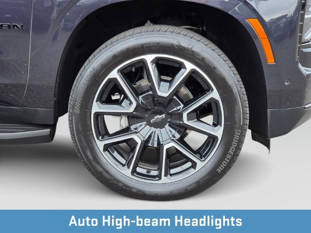 Used 2026 Chevrolet Suburban RST AWD/4WD image 11