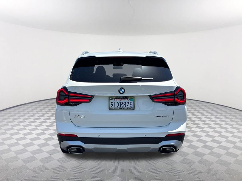 Used 2024 BMW X3 sDrive30i w/ Convenience Package RWD image 5