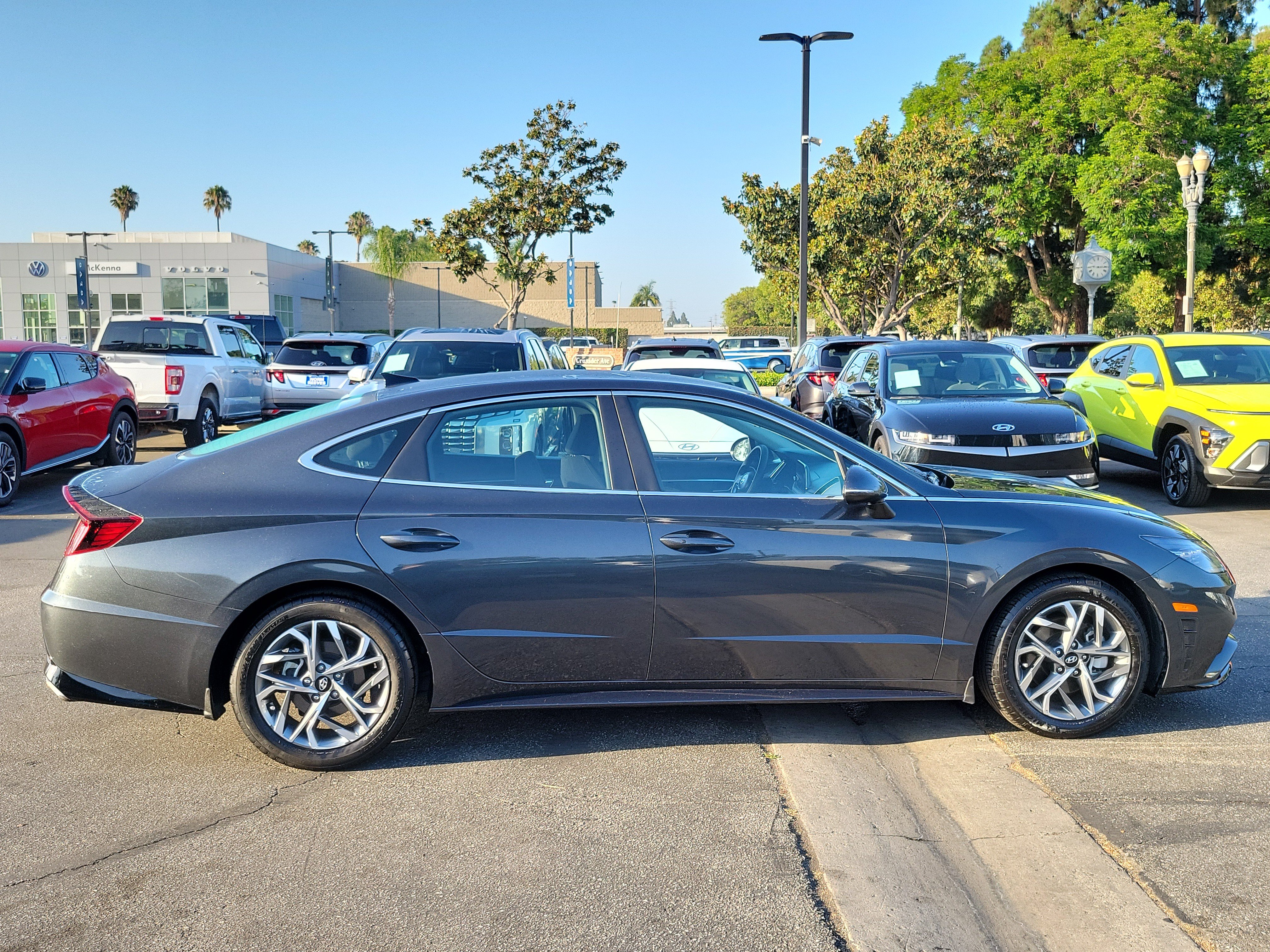 Certified 2023 Hyundai Sonata SEL FWD image 5