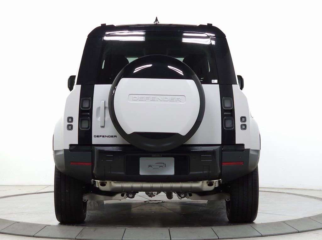 Used 2026 Land Rover Defender 110 S AWD/4WD image 5
