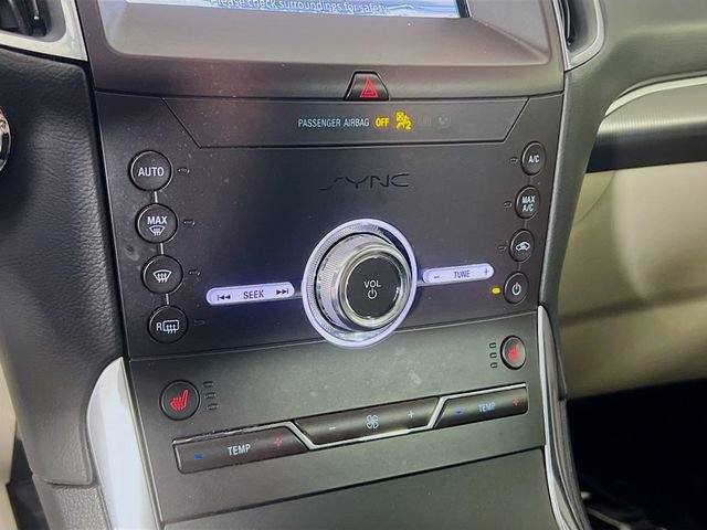 Used 2020 Ford Edge Titanium image 17