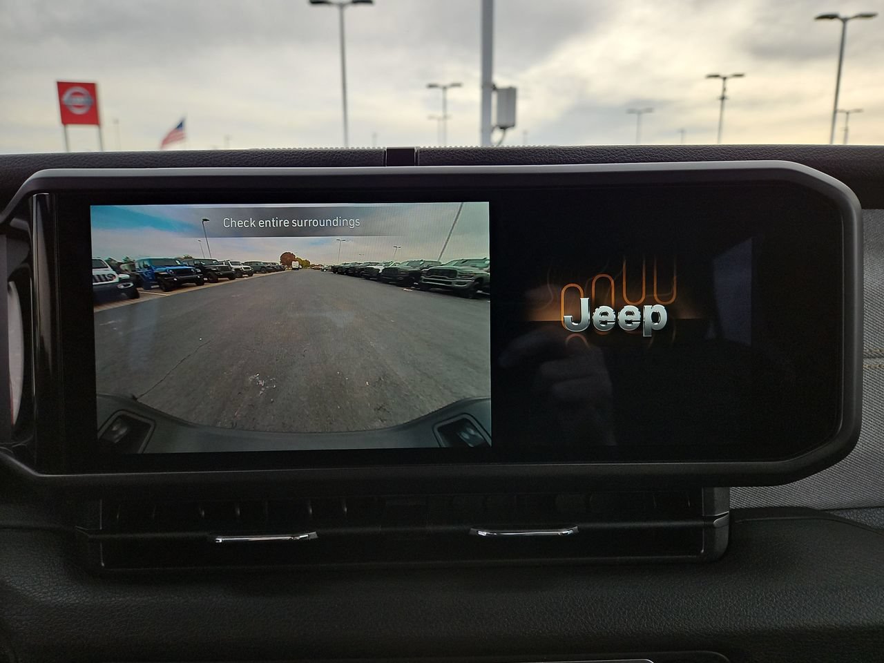 New 2026 Jeep Gladiator Sport AWD/4WD image 24
