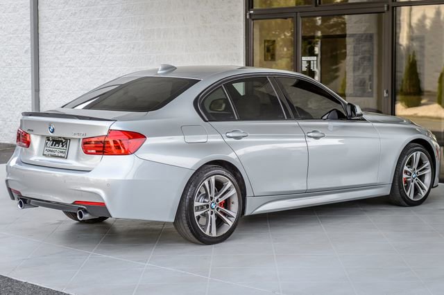 Used 2017 BMW 340i xDrive Sedan image 9