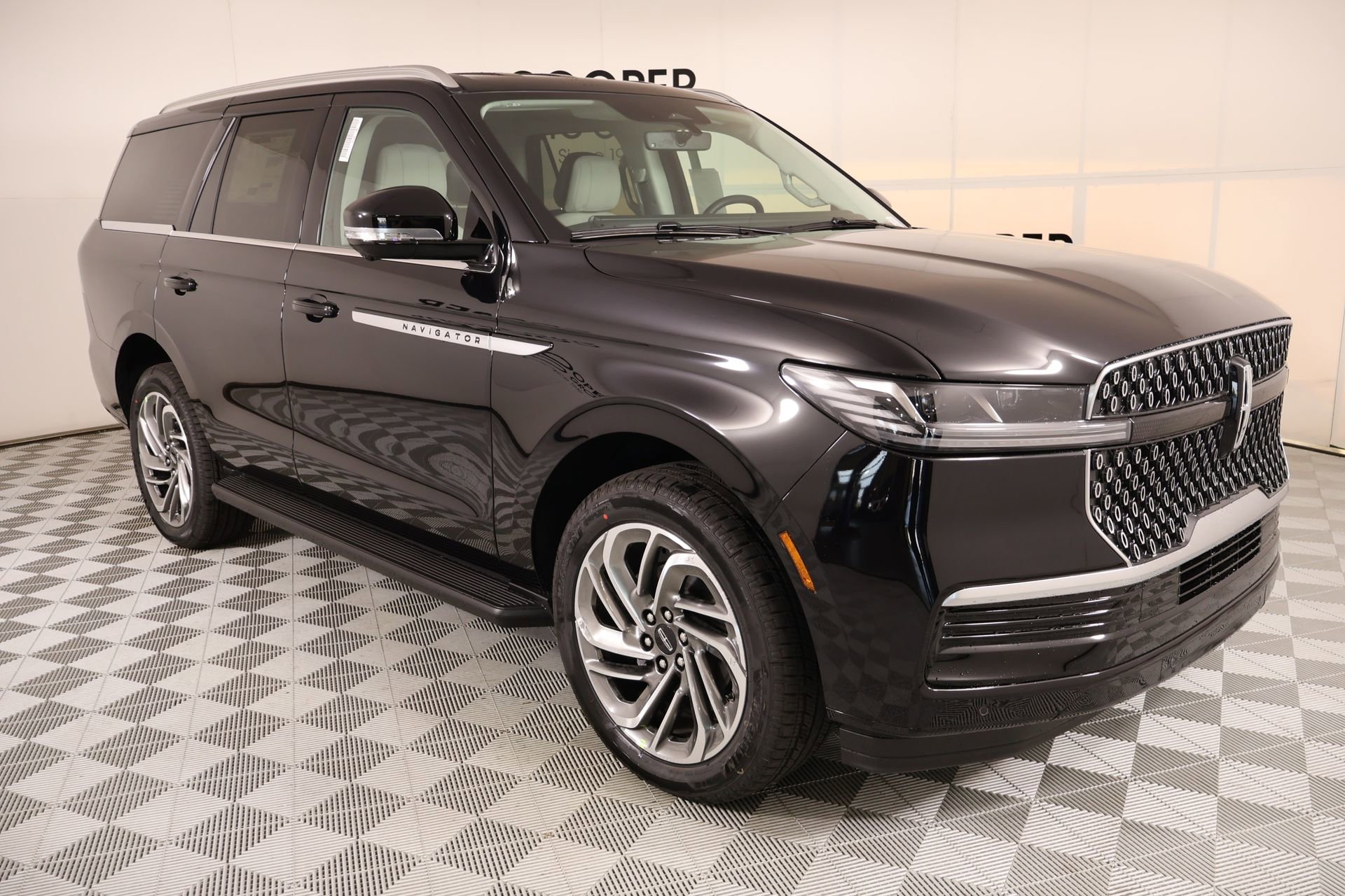 New 2026 Lincoln Navigator Premiere