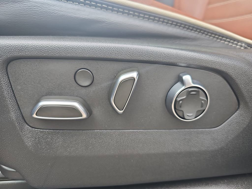 Certified 2023 GMC Yukon XL Denali Ultimate image 32