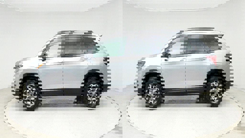 Used 2023 Honda Passport TrailSport image 8