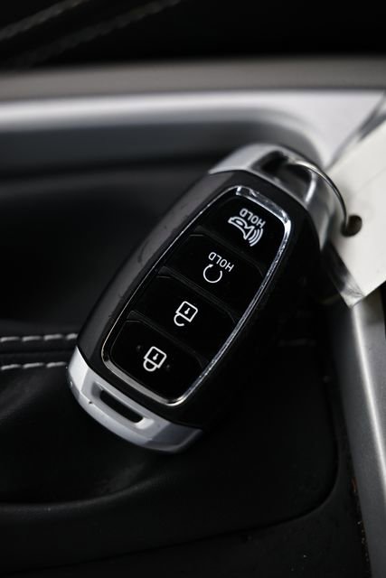 Used 2024 Hyundai Venue SEL image 43