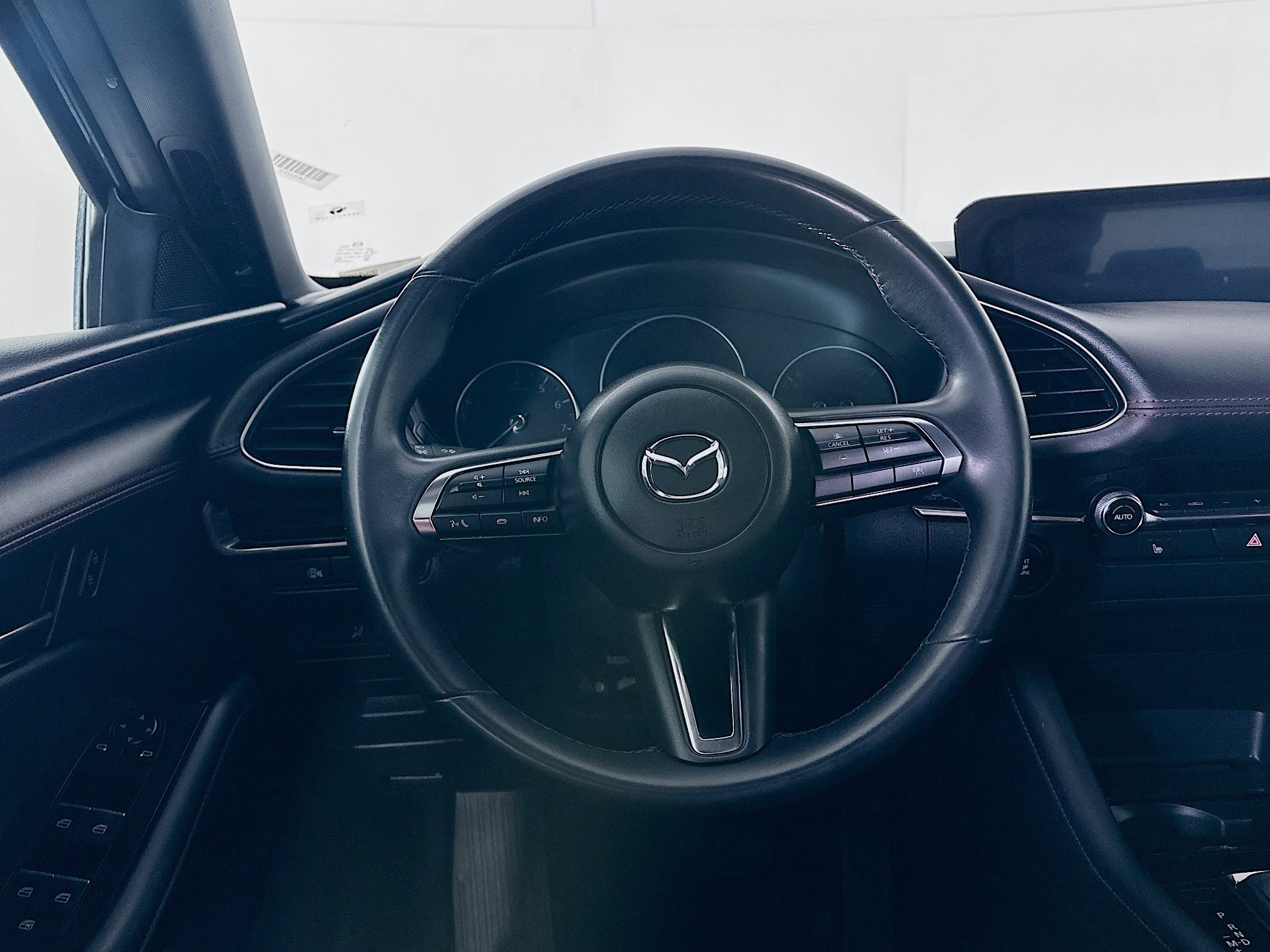 Used 2024 MAZDA MAZDA3 s image 18