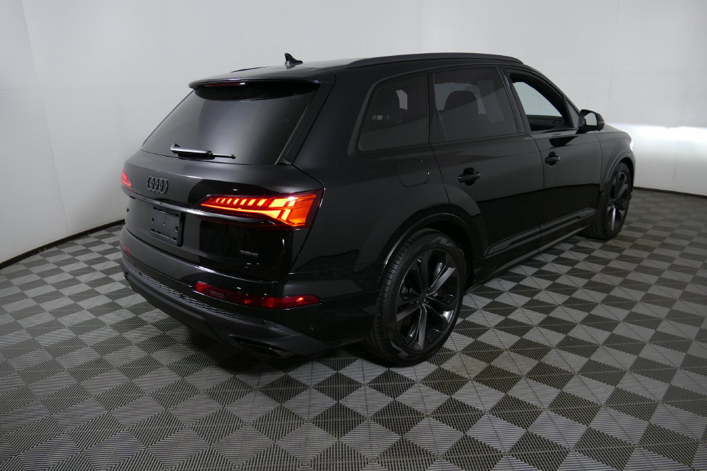 Certified 2026 Audi Q7 3.0T Premium Plus w/ Premium Plus Package AWD/4WD image 3