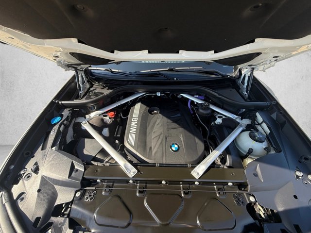 Certified 2025 BMW X7 xDrive40i w/ M Sport Package AWD/4WD image 27