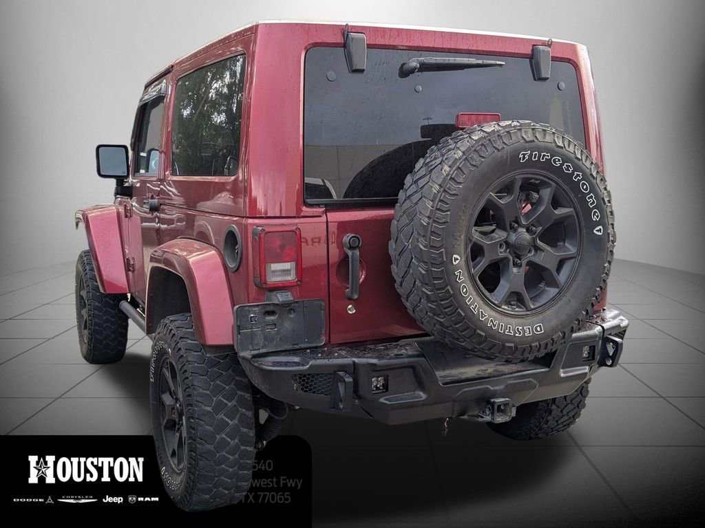 Used 2012 Jeep Wrangler Sahara w/ Connectivity Group AWD/4WD image 16