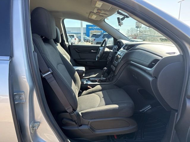 Used 2017 Chevrolet Traverse LT image 52