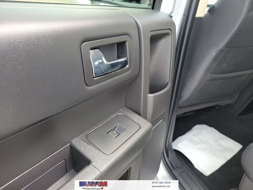 Used 2019 Ford Flex SE FWD image 11