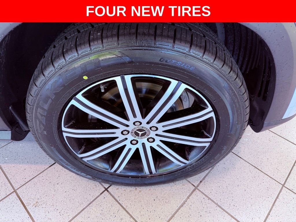 Used 2024 Mercedes-Benz GLE 350 4MATIC image 4